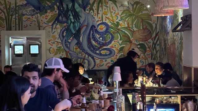 Zaab Zaab restaurant hire cook, bartender ,servers (Williamsburg)