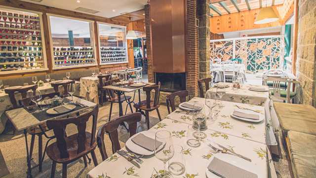 Ayudante de Camarero/a