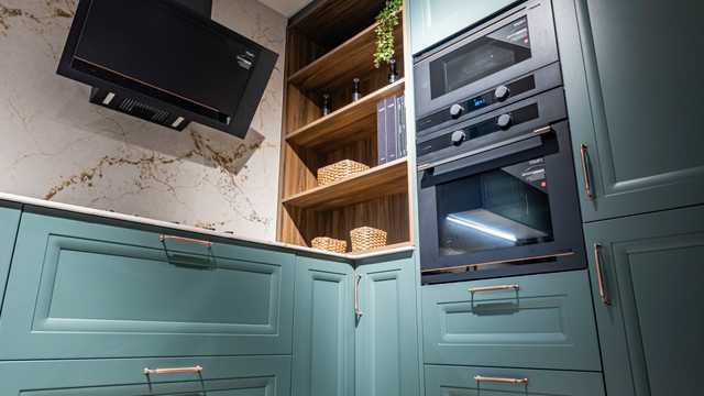 Gestor de Clientes y Proyectos en Showroom Premium