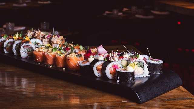 Sushiman/Sushiwoman