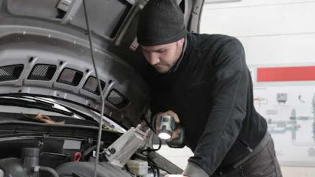 Motor Mechanic