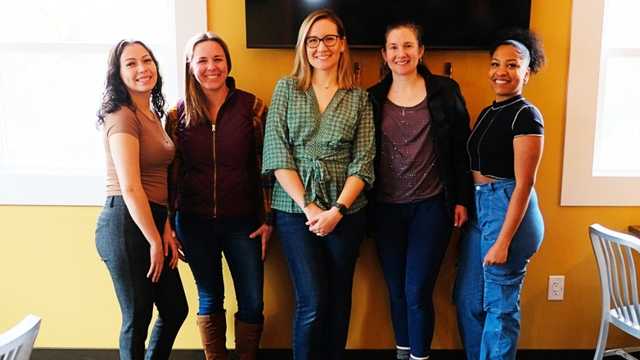 House Cleaner / Housekeeper -- Paid Weekly -- No Experience Required