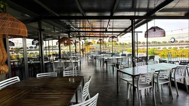 Ayudante de Camarero/a