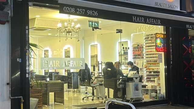 Looking for hairdresser, full-time or part-time