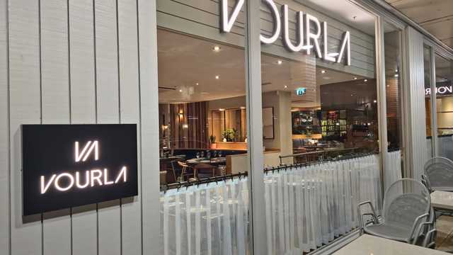 experience waiter,waitres