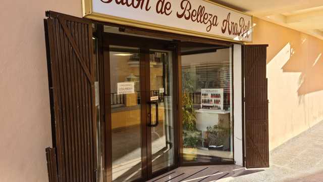 Oficial de Peluquería