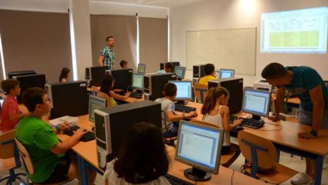 PUERTAS ABIERTAS TALLER INFORMÁTICA- EXTRAESCOLARES- 2025