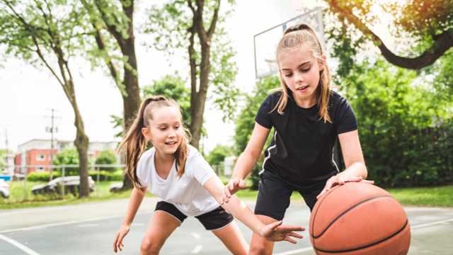 MONITOR/A DE BALONCESTO CON NIÑOS - EXTRAESCOLARES 2025/2026
