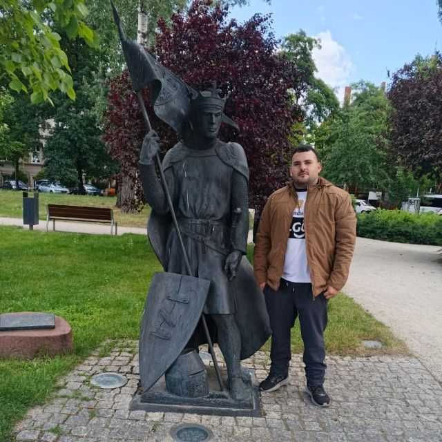 Candidate avatar