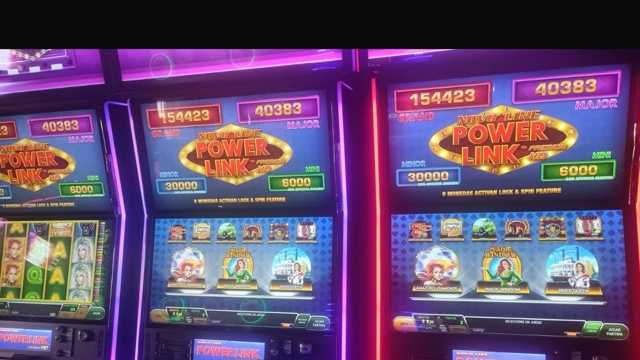 Camarera de sala ( Comodín)