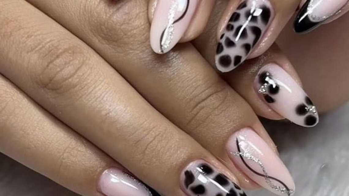 Latín Nails Lérida  cover image