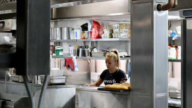 Kitchen Porter