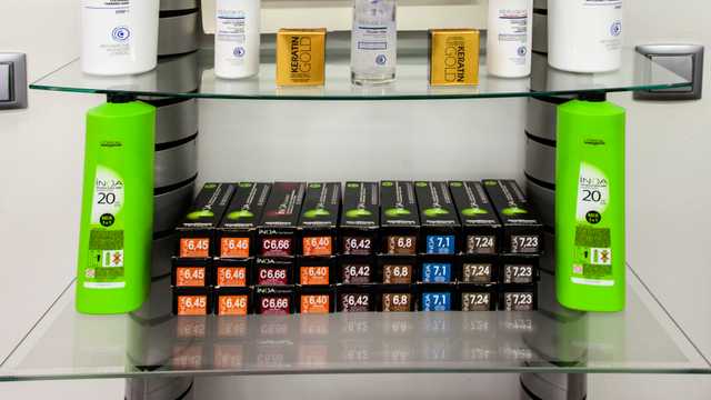 Oficial de Peluquería