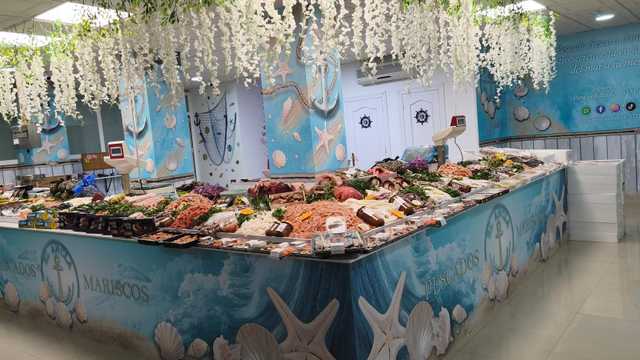 Dependiente de tienda ( pescader@)