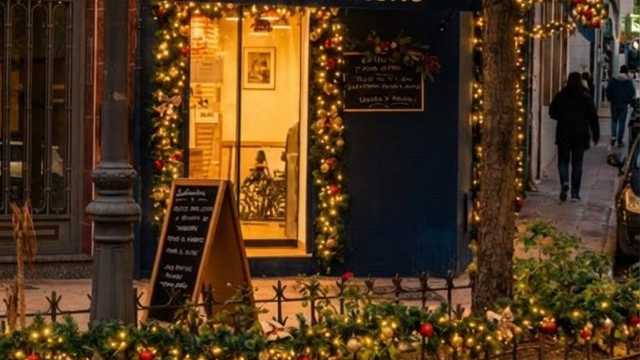 Vendedor/a y camarera