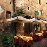 Adrianos restaurante  logo