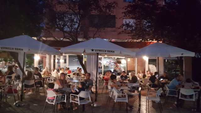 Ayudante/a de Camarero/a