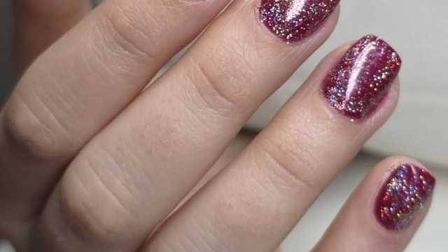 Técnico/a en Uñas Acrilicas y Gel