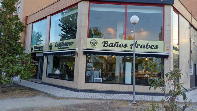 Oficial de Peluquería