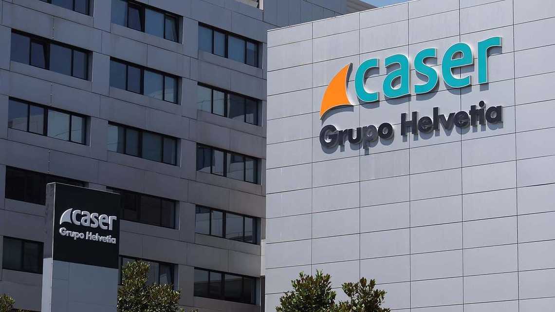 Caser Helvetia. cover image