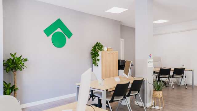 Agente comercial inmobiliario/a