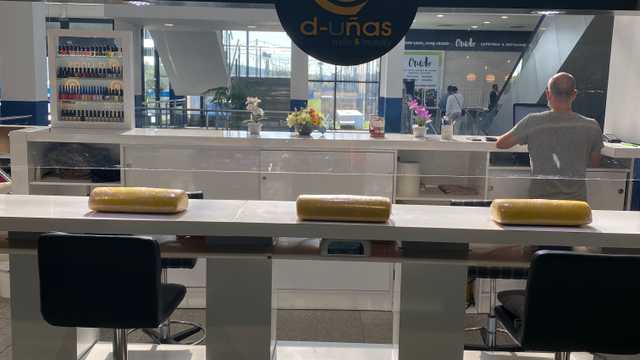 Técnica de uñas y estética (cejas, lifting, depilación)