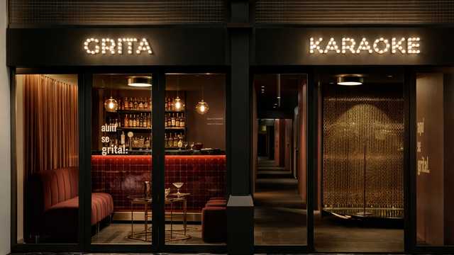 Bartender / Camarero/a