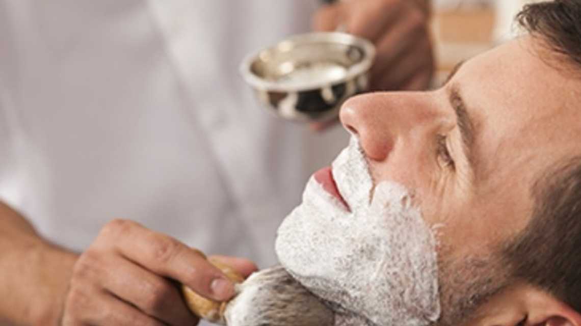 Licensed Barber 4-Day We cover image