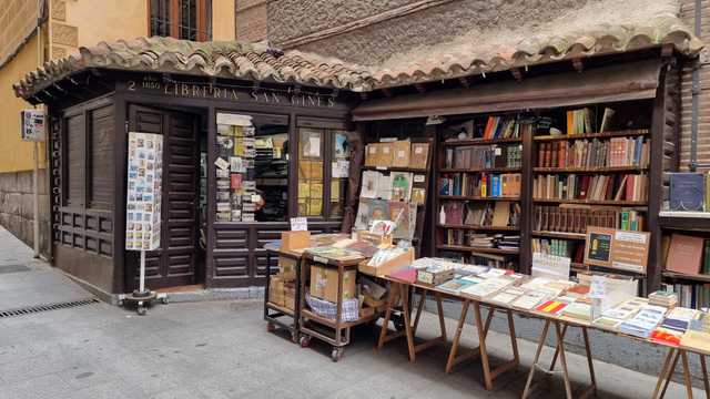 Dependiente/a de Tienda