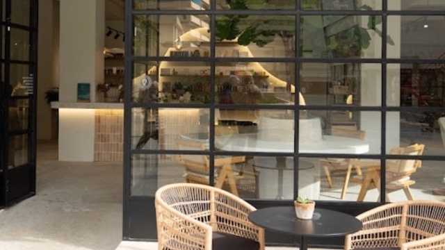 Recepcionista de salón de belleza