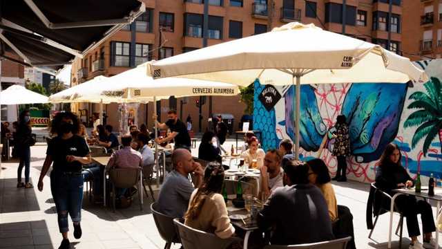 Personal sala y cocina apertura nuevo local