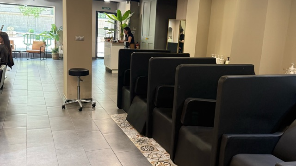 Maison Botanique / Hair salon cover image