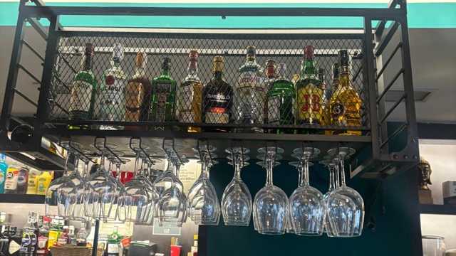 Cocinera _barra de pintxos