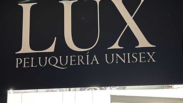 Oficial de Peluquería
