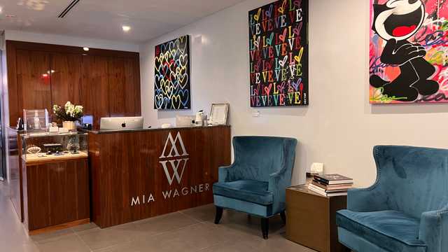 Front Desk Receptionist