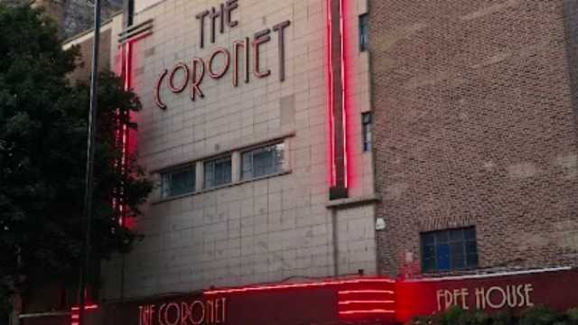 Pub Staff Open day Tuesdays 🍻