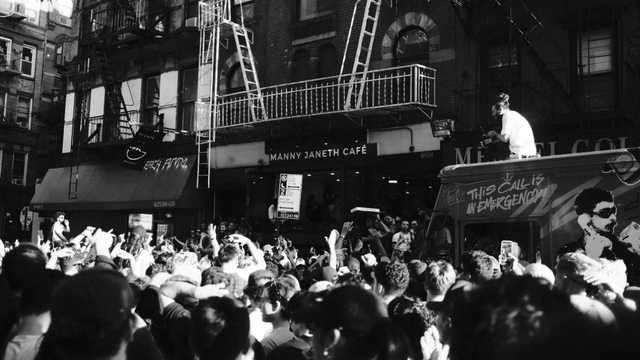 BARISTA (HOLIDAY + ONGOING STAFF ROLE)