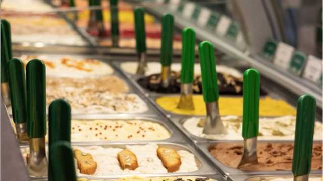 Cashier and Waiter / Waitress