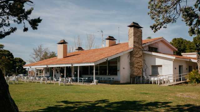 Camarero/a