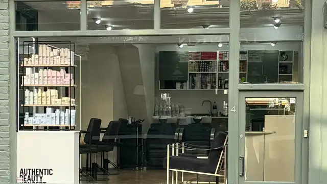 Junior Stylist