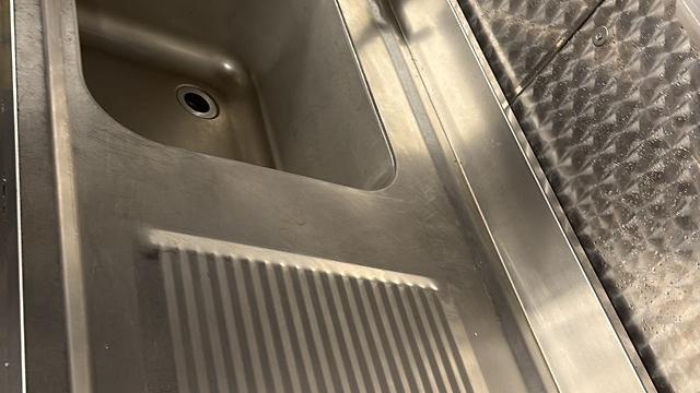 Cleaner - commercial kitchen