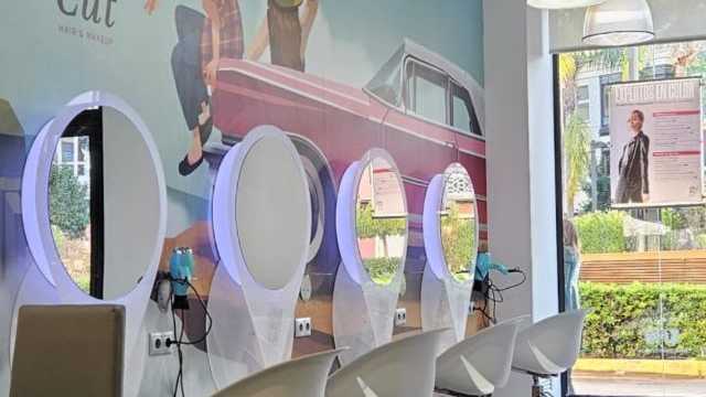 Oficial de Peluquería