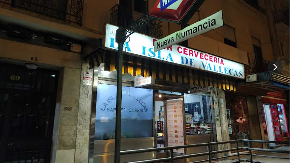 LA ISLA DE VALLECAS cover image