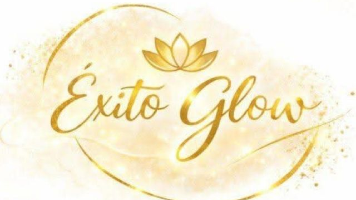 Éxito Glow  cover image
