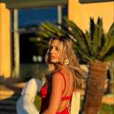 Maria Teresa C. avatar icon