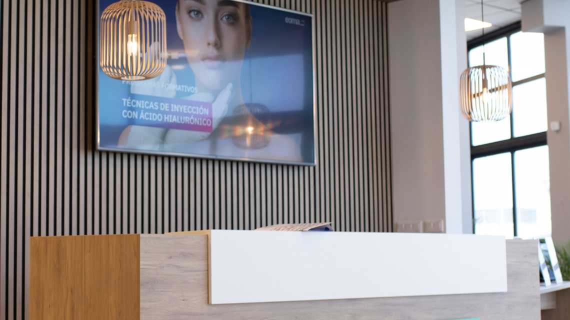 EOMA (Escuela de Odontología y Medicina Avanzada) cover image