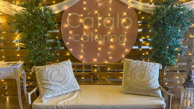 Cocinero/a y Ayudante/a de Cocina