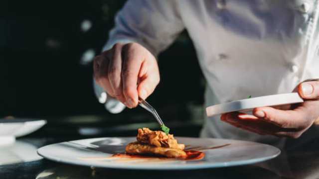 COCINERO 1600 NETOS,  BUENAS CONDICIONES!! CON EXPERIENCA EN PASTAS