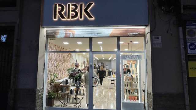 Ayudante / oficial de peluquería