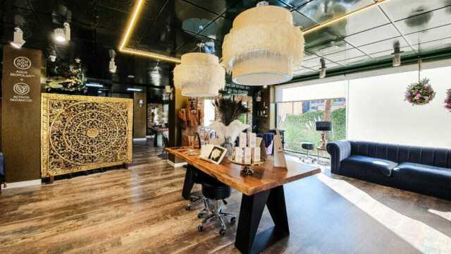 Oficial de Peluquería